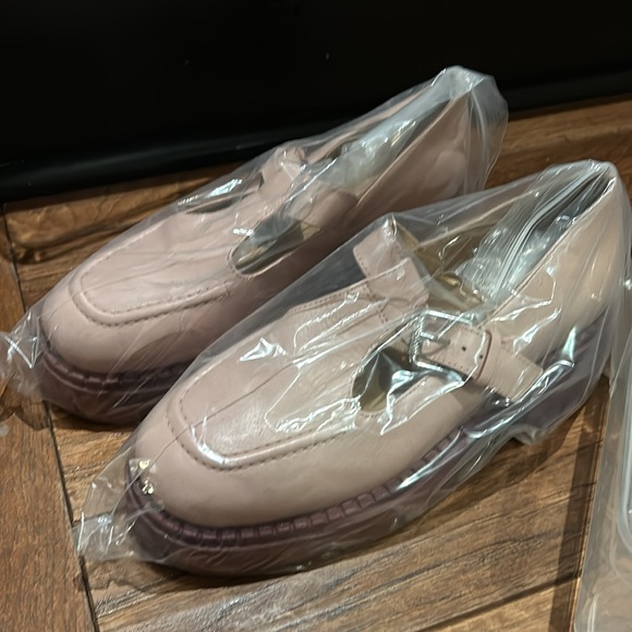 Reposh, shoe clear out! NEW Seychelles Luster Mary Jane Platform Loafer 8 - Picture 9 of 9